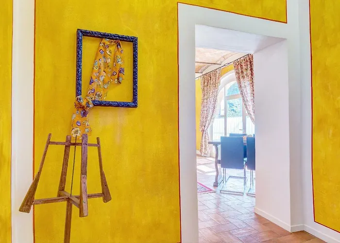 Le Stanze Di Ebe 루치냐노